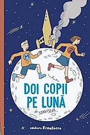 Doi copii pe luna