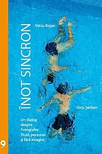 Înot sincron. Un dialog despre fotografie