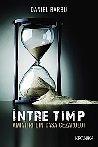 Între timp