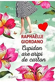 Cupidon are aripi de carton